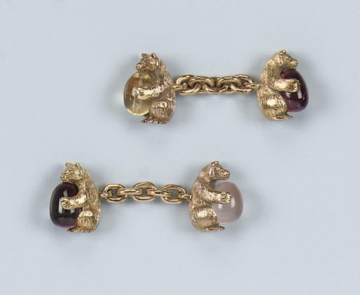 A PAIR OF GEM SET CUFF LINKS