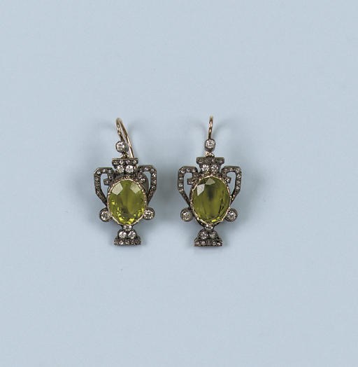 A PAIR OF PERIDOT AND DIAMOND EARRINGS