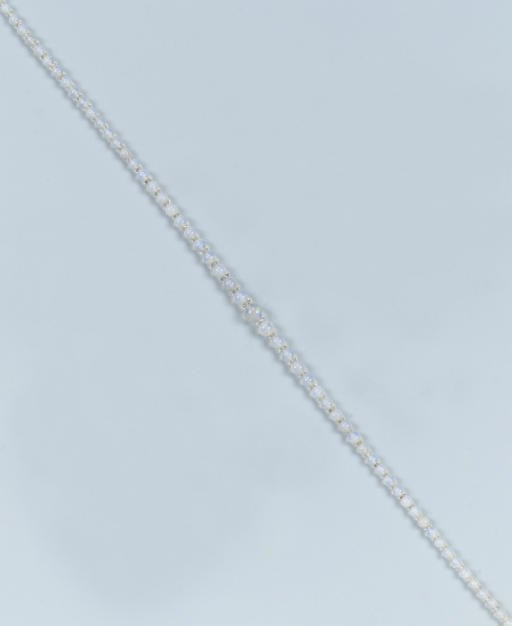 AN OPAL NECKLACE