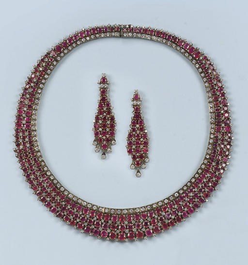 A RUBY AND DIAMOND NECKLACE