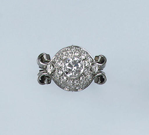A DIAMOND DRESS RING