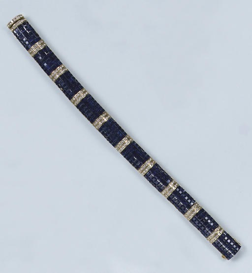 A SAPPHIRE AND DIAMOND BRACELET
