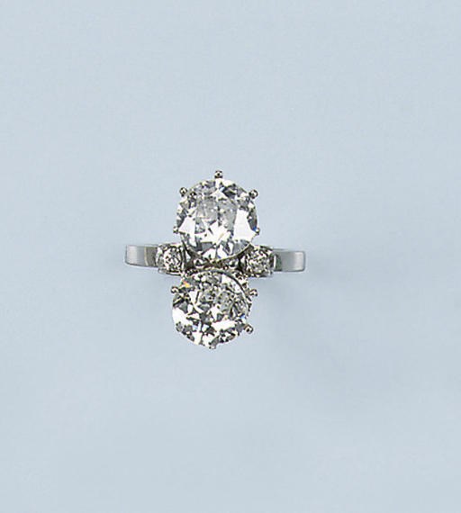 A TWO STONE DIAMOND RING