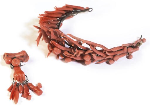 A MID-19TH CENTURY CORAL TIARA AND BROOCH