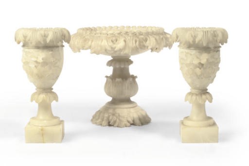 AN ITALIAN CARVED ALABASTER TAZZA