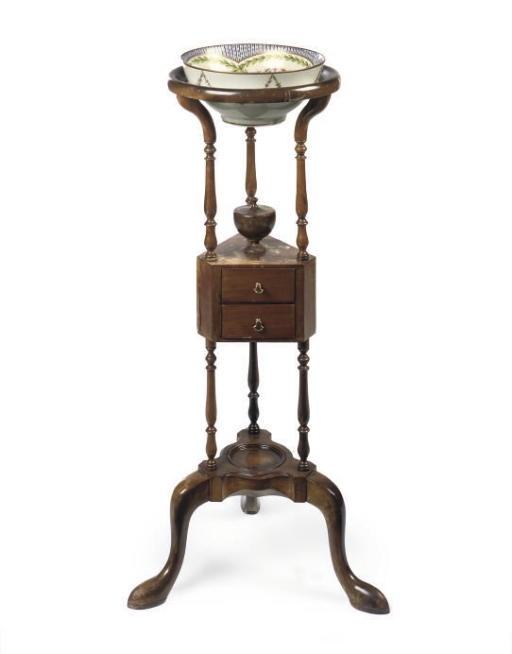 A MAHOGANY WASHSTAND