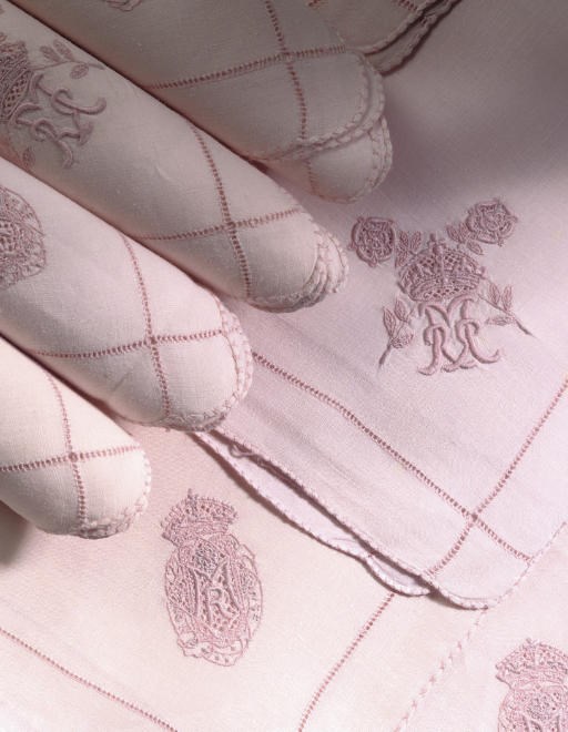 QUEEN MARY'S LINEN NAPKINS
TWO SETS OF SIX PINK LINEN NAPKINS