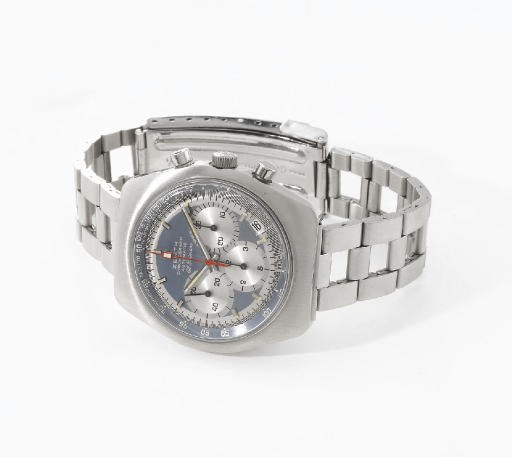 Zenith. An unusual stainless steel self-winding tonneau-shaped chronograph wristwatch with date and bracelet