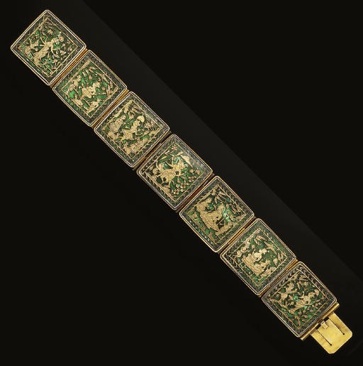 An mid 19th century Indian gold and Pertabghar enamel bracelet