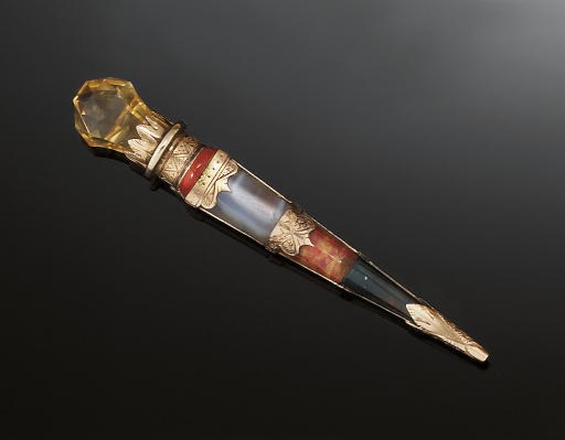A 19th century gold mounted Scottish hardstone and citrine brooch