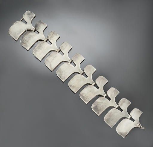 A SILVER BRACELET, DESIGNED BY IBE DAHLQUIST FOR GEORG JENSEN