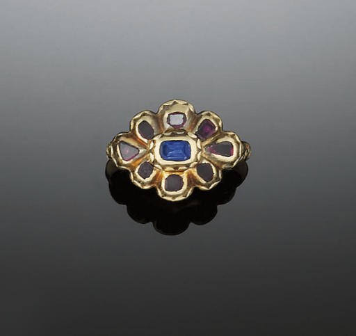 A 17TH CENTURY GOLD, GEM AND ENAMEL RING