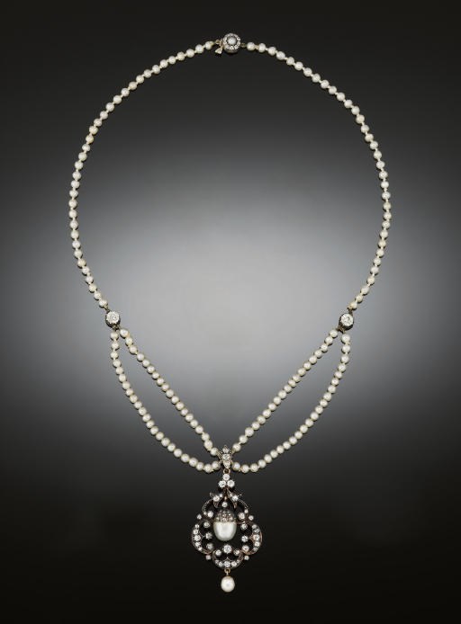 A LATE 19TH CENTURY PEARL AND DIAMOND NECKLACE