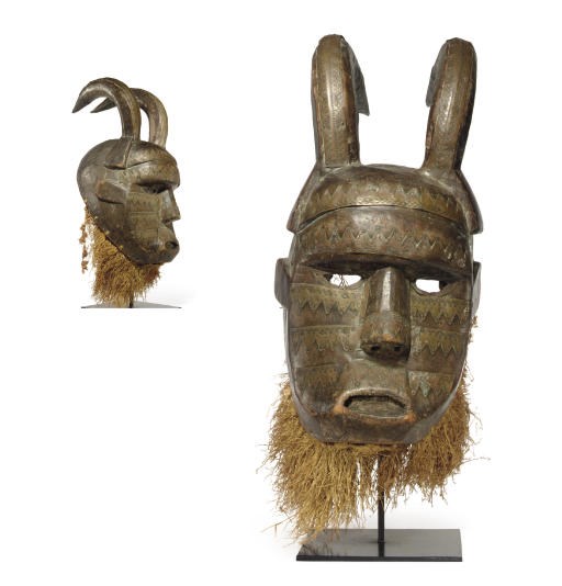 A RARE TEMNE MASK