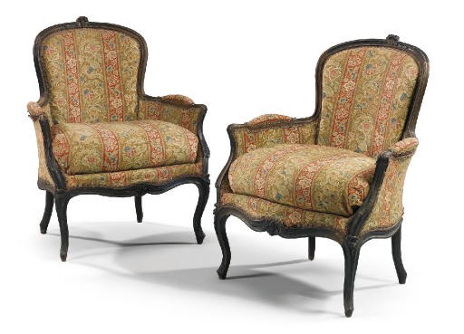 A PAIR OF LOUIS XV WALNUT BERGERES