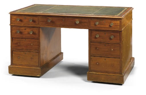 A VICTORIAN MAHOGANY PEDESTAL DESK