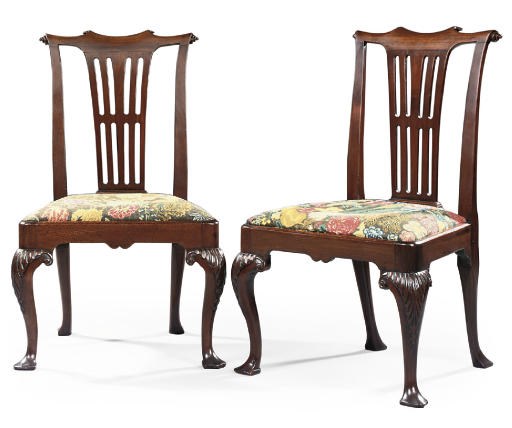A PAIR OF IRISH GEORGE II MAHOGANY SIDE CHAIRS