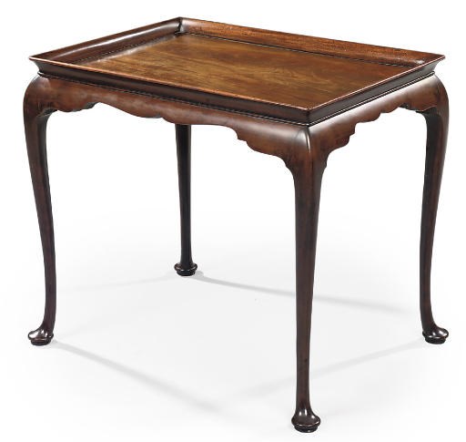 A GEORGE II MAHOGANY OCCASIONAL TABLE