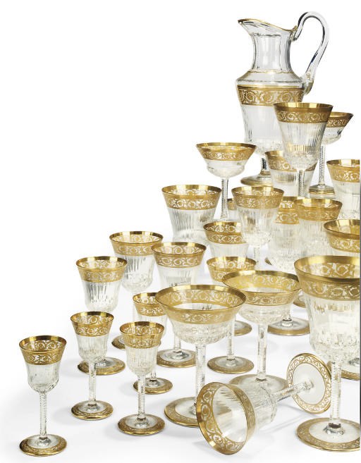 A ST. LOUIS 'THISTLE' PATTERN TABLE SERVICE