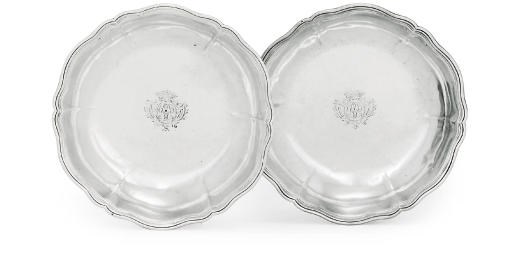 A PAIR OF LOUIS XV SILVER ENTRÉE DISHES
