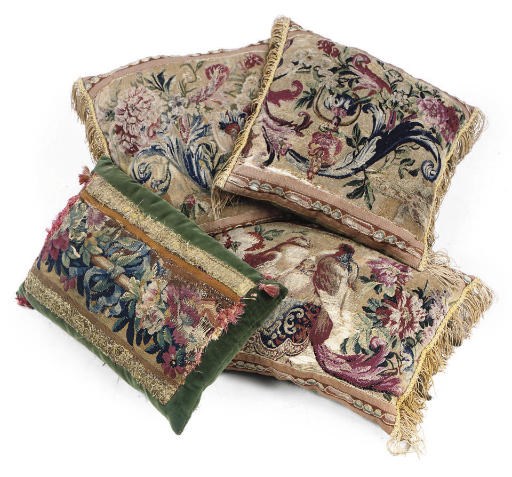 FOUR BEAUVAIS TAPESTRY CUSHIONS