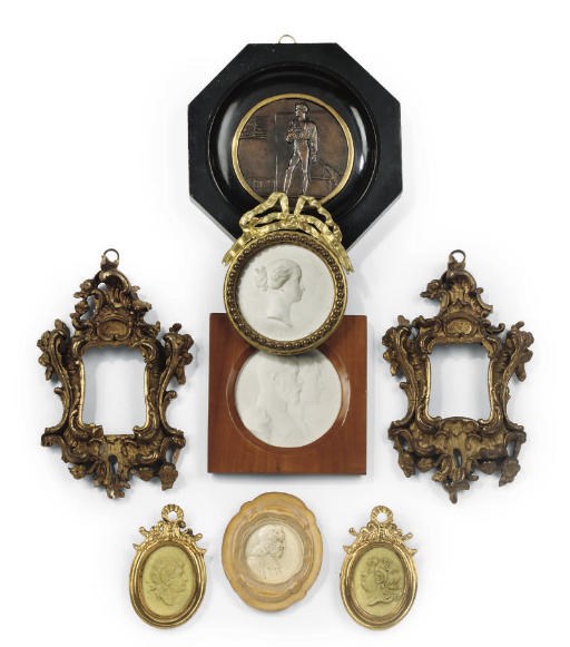 A GROUP OF FIVE FRAMED PORTRAIT RELIEF MEDALLIONS