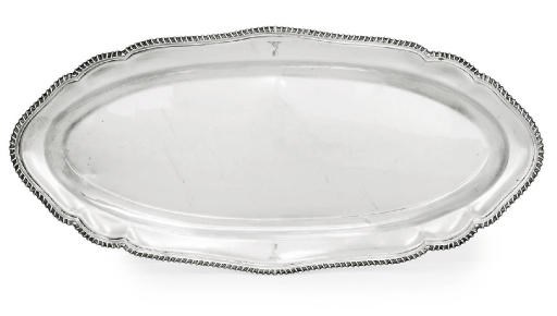 AN ELIZABETH II SILVER FISH-DISH