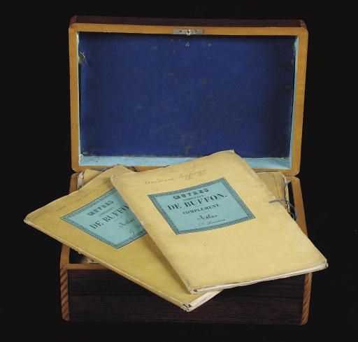 BUFFON, Georges-Louis Leclerc, comte de (1707-1788). Oeuvres complètes. Collection de 231 planches (ca. 222 x 148 mm) gravées sur cuivre pour la plupart d'après les dessins de Vauthier, imprimées en couleurs et rehaussées à la main, et 6 planches en noir dont le portrait de Buffon. En feuilles, sous 13 chemises jaunes de l'éditeur dont 12 avec une pièce de titre imprimée sur papier turquoise et monté sur la couverture. Paris 1826 (ou après).