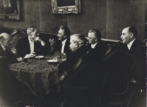DR. ERICH SALOMON (1886-1944)