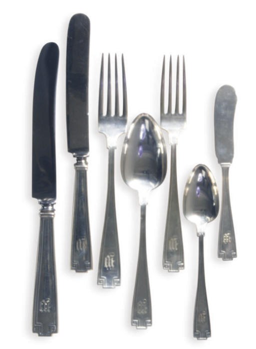 AN AMERICAN SILVER FLATWARE SERVICE,
