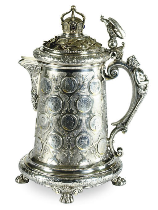 A LARGE GERMAN SILVER TANKARD,