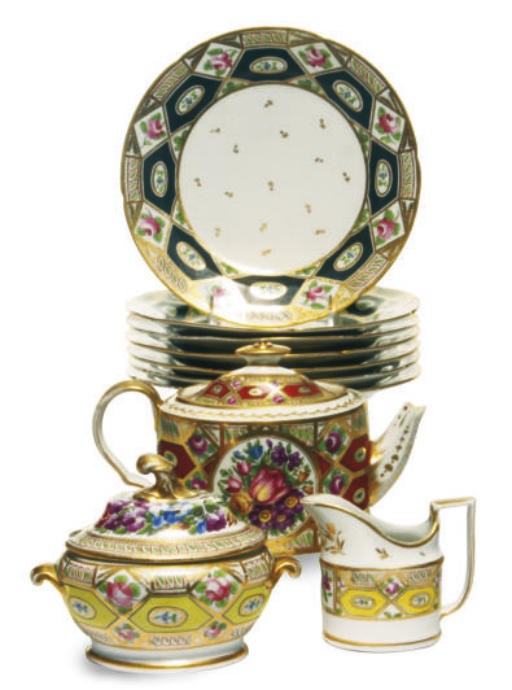 AN ASSEMBLED ENGLISH PORCELAIN PART TEA SERVICES AND AN ASSEMBLED ENGLISH PORCELAIN PART DESSERT SERVICE,