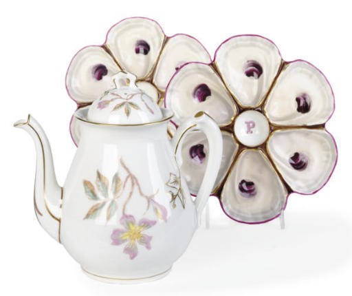 A FRENCH PORCELAIN PART TEA SERVICE AND A FRENCH PORCELAIN INITIALLED SET OF OYSTER PLATES,