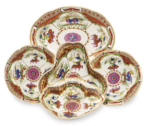 A GROUP OF ENGLISH PORCELAIN 'BENGAL TIGER' TABLEWARES,