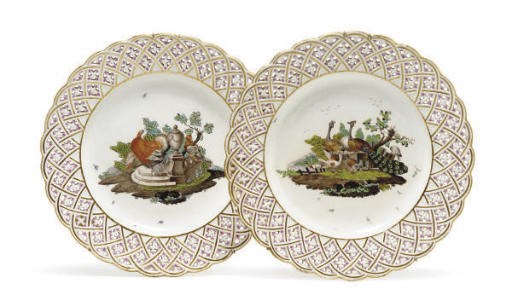 A PAIR OF HOCHST PORCELAIN RETICULATED DESSERT PLATES