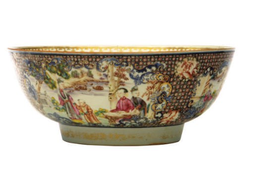 A CHINESE EXPORT PORCELAIN MANDARIN PALETTE PUNCH BOWL,