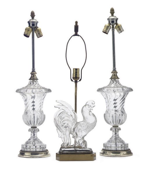 A PAIR OF MOLDED GLASS URN-FORM TABLE LAMPS,