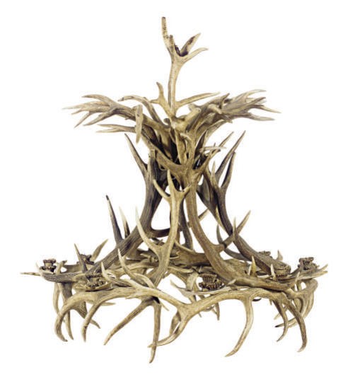 AN EIGHT-LIGHT HORN CHANDELIER,