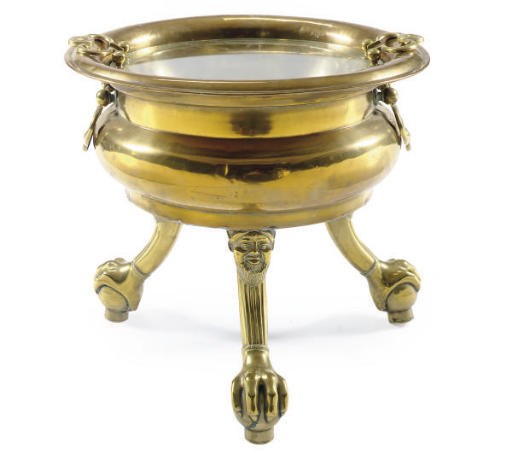 A CONTINENTAL BRASS BRAZIER,