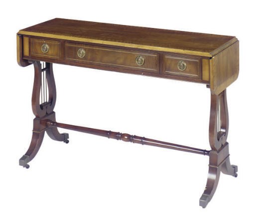 AN ENGLISH MAHOGANY AND CROSSBANDED DROP-LEAF SIDE TABLE,