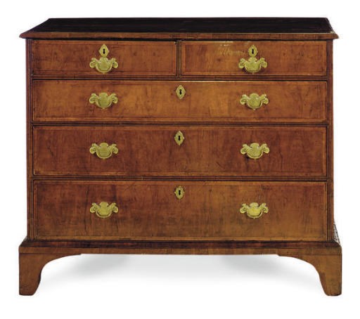 A GEORGE I WALNUT CHEST OF DRAWERS,