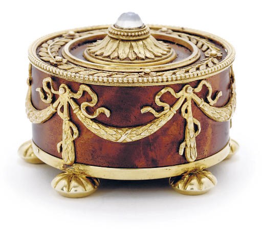 A jewelled silver-gilt mounted birchwood bell-push
