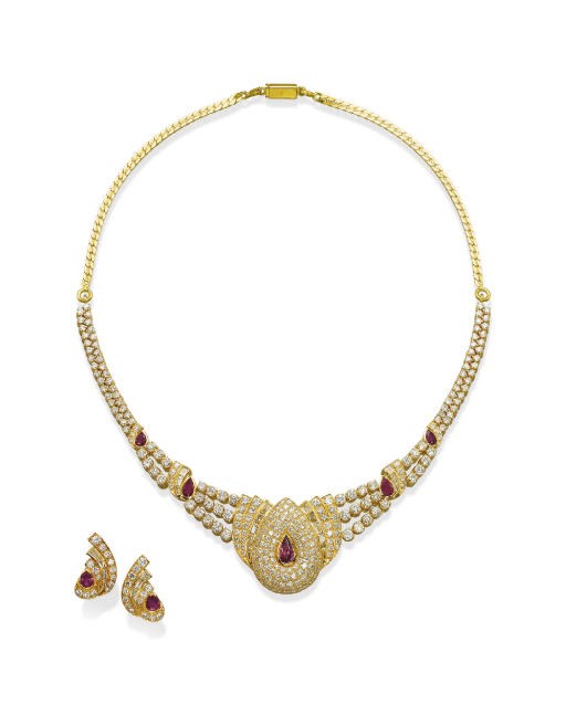 A SUITE OF RUBY AND DIAMOND JEWELLERY