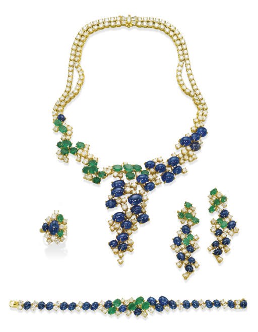 A SUITE OF SAPPHIRE, EMERALD AND DIAMOND JEWELLERY