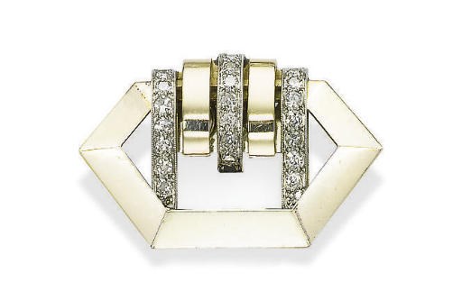 AN ART DECO DIAMOND CLIP BROOCH, BY VAN CLEEF & ARPELS