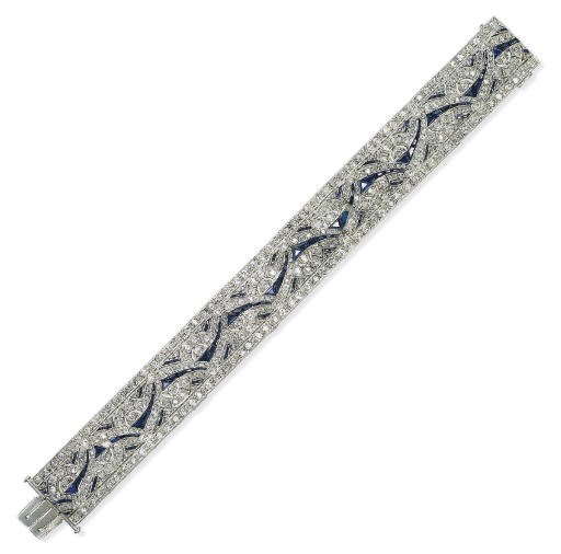 AN ART DECO DIAMOND AND SAPPHIRE BRACELET