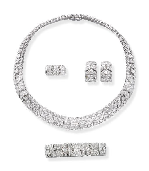 A DIAMOND 'RIVOLI' SUITE, BY CARTIER