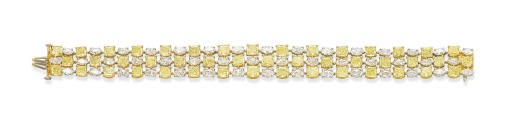 A COLOURED DIAMOND AND DIAMOND BRACELET