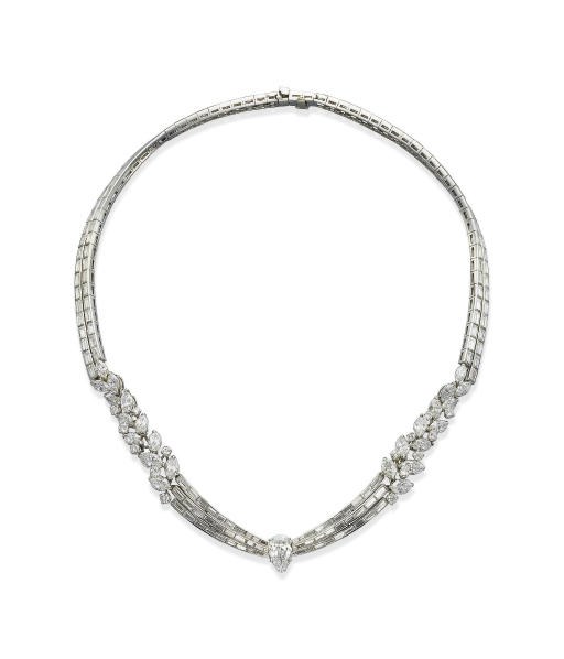 A DIAMOND NECKLACE, BY KERN