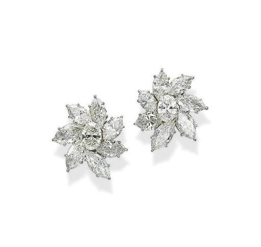 A PAIR OF DIAMOND EAR CLIPS